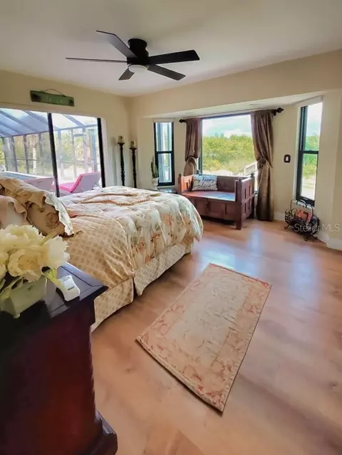 Bedroom - 18 Riverfront Dr, Venice, FL 34293 photo 5 of 7