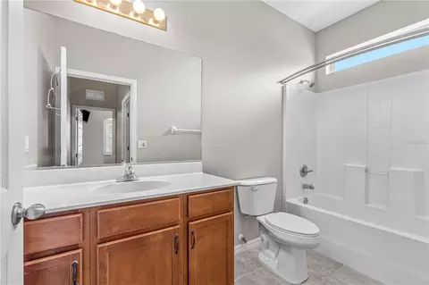 Bath - 511 Safe Harbor Dr, Edgewater, FL 32141 photo 4 of 4