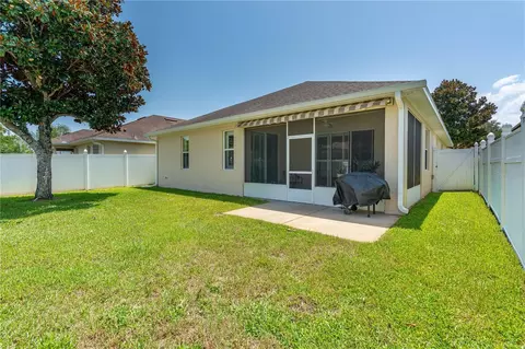 Exterior - 511 Safe Harbor Dr, Edgewater, FL 32141 photo 6 of 8