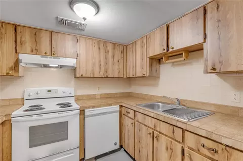 Kitchen - 1205 16th St, Edgewater, FL 32132 photo 1 of 4