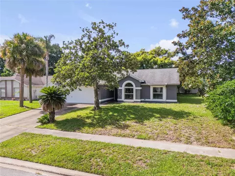 886 Andken Ln, Port Orange, FL 32127