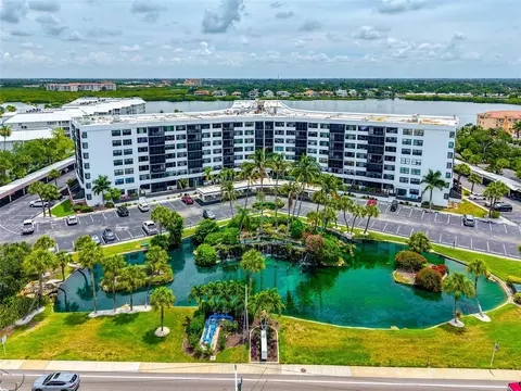 5855 Midnight Pass Rd #514, Sarasota, FL 34242