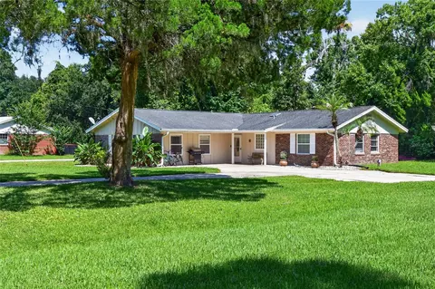 2420 Hazel Bishop Dr, New Smyrna Beach, FL 32168