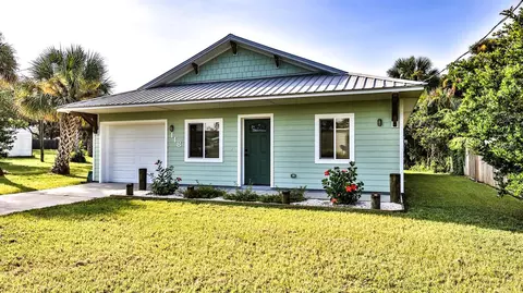 Exterior - 118 Snyder St, Edgewater, FL 32132 photo 2 of 9