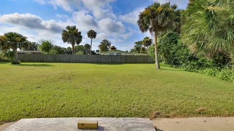 Exterior - 118 Snyder St, Edgewater, FL 32132 photo 5 of 9