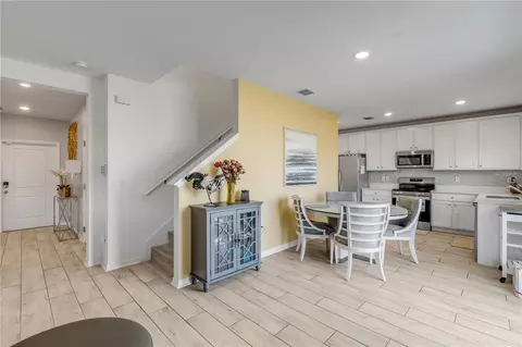 Entry Way - 3986 Willowbrook Dr, Edgewater, FL 32141 photo 2 of 3