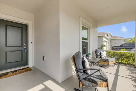 Exterior - 3986 Willowbrook Dr, Edgewater, FL 32141 photo 2 of 9