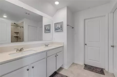 Bath - 3986 Willowbrook Dr, Edgewater, FL 32141 photo 5 of 5