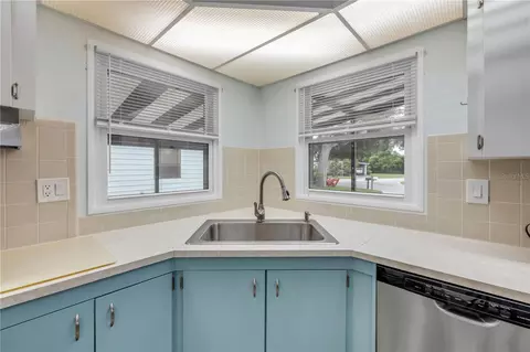 130 Pine St, Edgewater, FL 32141 photo 21