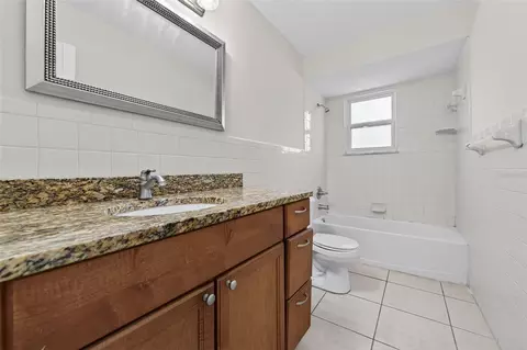 Bath - 365 Hand Ave, Ormond Beach, FL 32174 photo 1 of 2