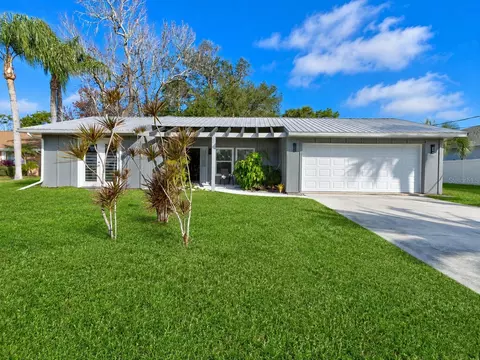 101 Sea St, New Smyrna Beach, FL 32168