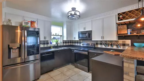 Kitchen - 407 Ann St, Edgewater, FL 32132 photo 1 of 3