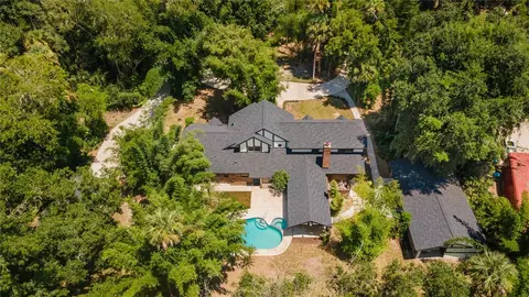 706 S Timberlane Dr, New Smyrna Beach, FL 32168