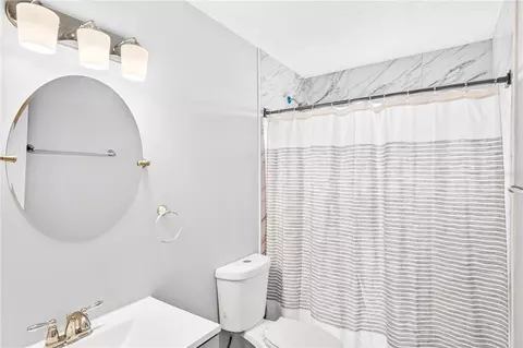 Bath - 2627 Unity Tree Dr, Edgewater, FL 32141 photo 1 of 2