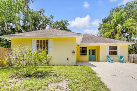 830 S Duss St, New Smyrna Beach, FL 32168