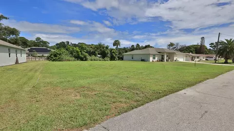 123 S Cory Dr, Edgewater, FL 32141 photo 2