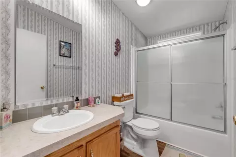 Bath - 126 Cedar St, Edgewater, FL 32141 photo 3 of 3