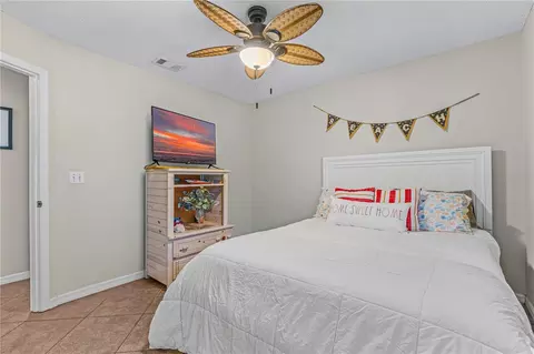 Bedroom - 3123 Juniper Dr, Edgewater, FL 32141 photo 4 of 5
