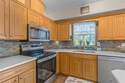 Kitchen - 3123 Juniper Dr, Edgewater, FL 32141 photo 2 of 3