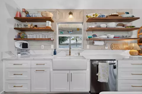 Kitchen - 3216 Umbrella Tree, Edgewater, FL 32141 photo 3 of 3
