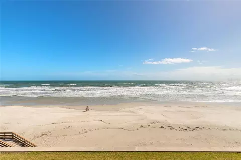 4801 Saxon Dr #A-303, New Smyrna Beach, FL 32169