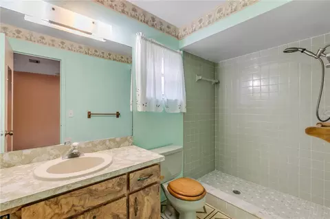 Bath - 1430 Umbrella Tree Dr, Edgewater, FL 32132 photo 1 of 2