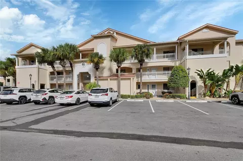 446 Bouchelle Dr #103, New Smyrna Beach, FL 32169