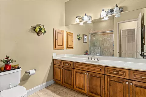 Bath - 4805 SE 34th St, Ocala, FL 34480 photo 4 of 5