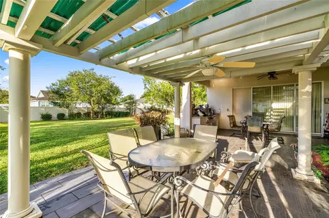 Exterior - 4805 SE 34th St, Ocala, FL 34480 photo 6 of 9