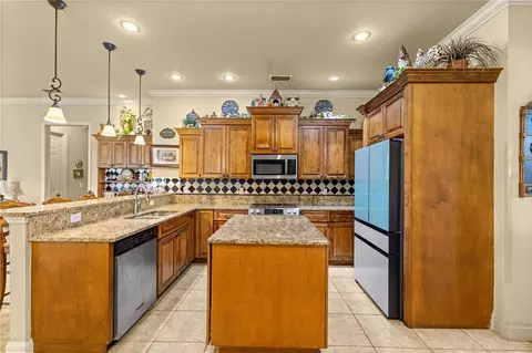 Kitchen - 4805 SE 34th St, Ocala, FL 34480 photo 1 of 3