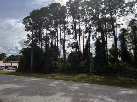 Undisclosed, Edgewater, FL 32141 photo 4