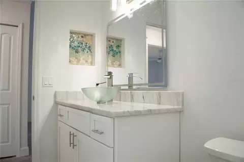 Bath - 168 N Cory Dr, Edgewater, FL 32141 photo 4 of 6