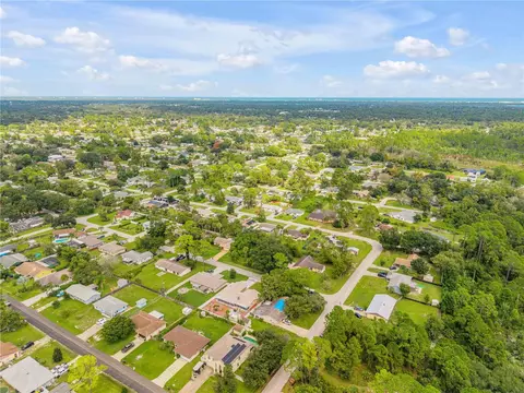View/Area - 3426 Yule Tree Dr, Edgewater, FL 32141 photo 11 of 12