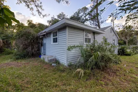 Exterior - 240 Washington Pl, Ormond Beach, FL 32174 photo 3 of 5