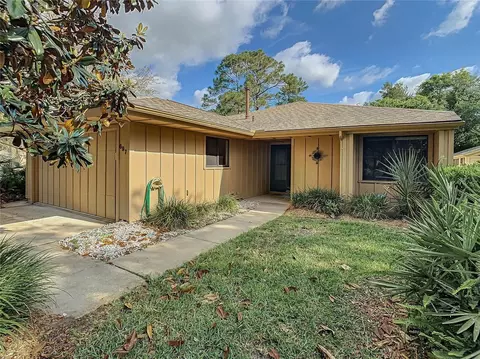 697 Saint Andrews Cir, New Smyrna Beach, FL 32168