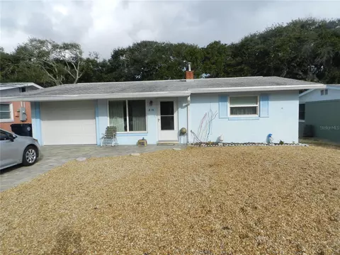 816 E 10th Ave, New Smyrna Beach, FL 32169