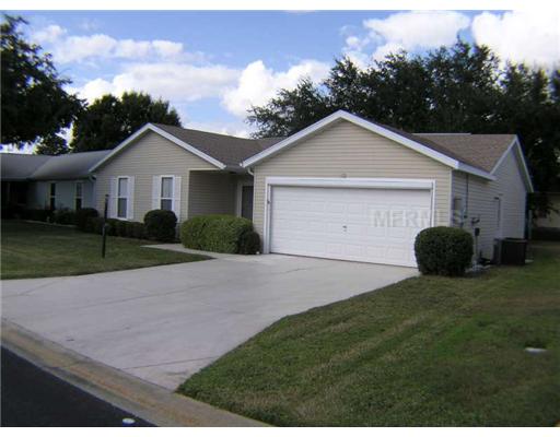 207 Willow Brook Dr, Leesburg, FL 34748 photo 1