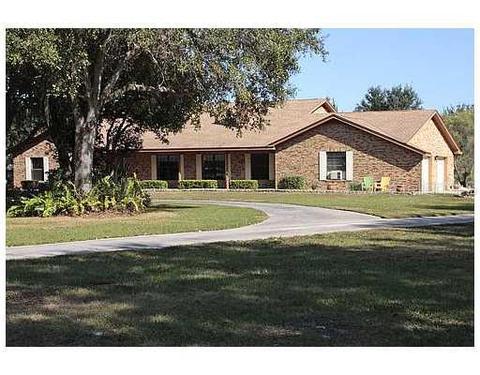2851 Carriage Ct, Saint Cloud, FL 34772 photo 1