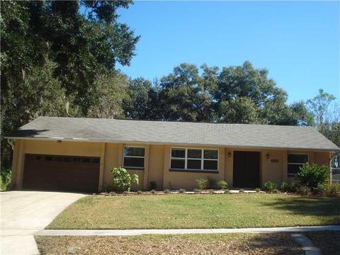424 E Lakeshore Dr, Ocoee, FL 34761 photo 1