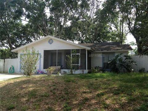 737 Lakeview Dr, Ocoee, FL 34761 photo 1