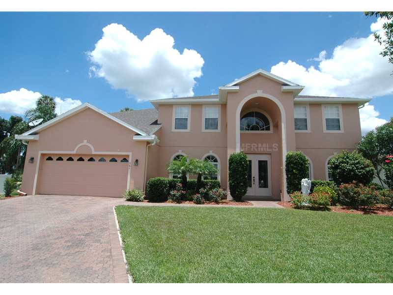 261 Beacon Pointe Dr, Ocoee, FL 34761 photo 1