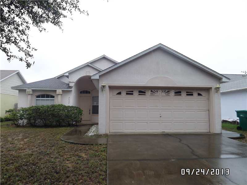 2632 Winchester Cir, Eustis, FL 32726 photo 1