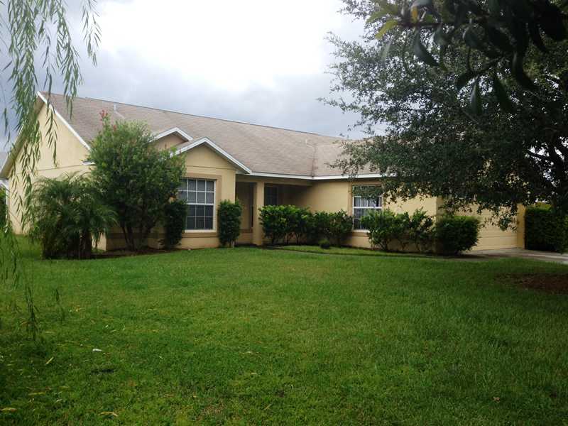 4202 Needle Palm Ct, Saint Cloud, FL 34772 photo 1