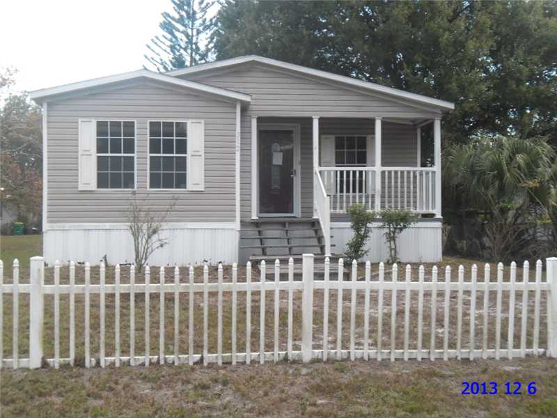 312 Wixie St, Cocoa, FL 32927 photo 1