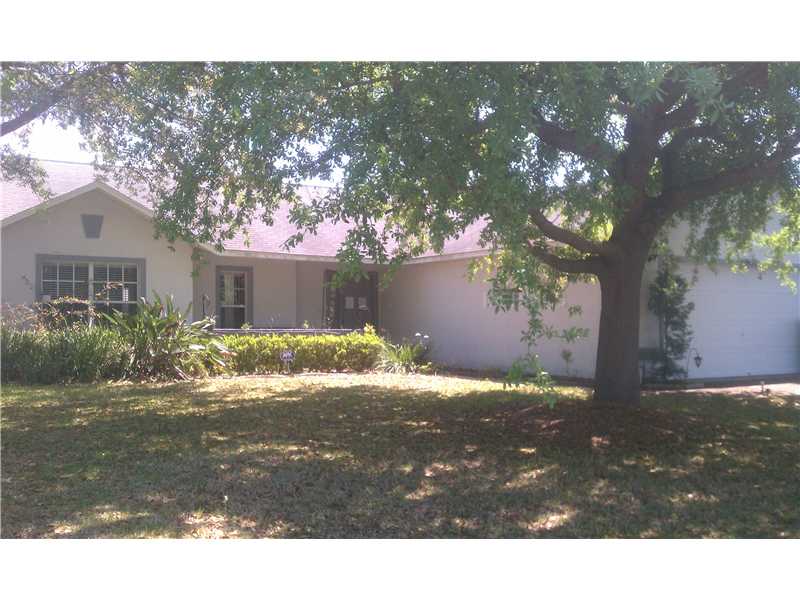 2095 Alclobe Cir, Ocoee, FL 34761 photo 1