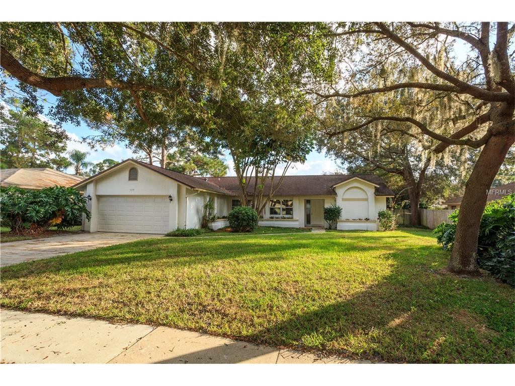 9244 Palm Tree Dr, Windermere, FL 34786 photo 1