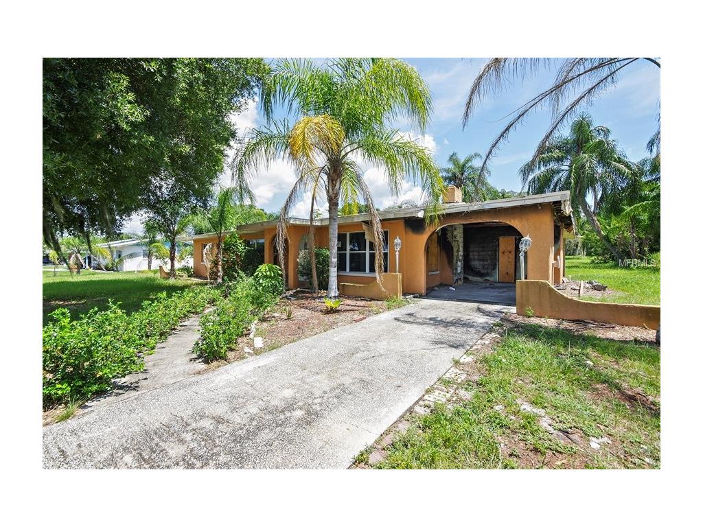 534 N Eagle Dr, Eagle Lake, FL 33839 photo 1