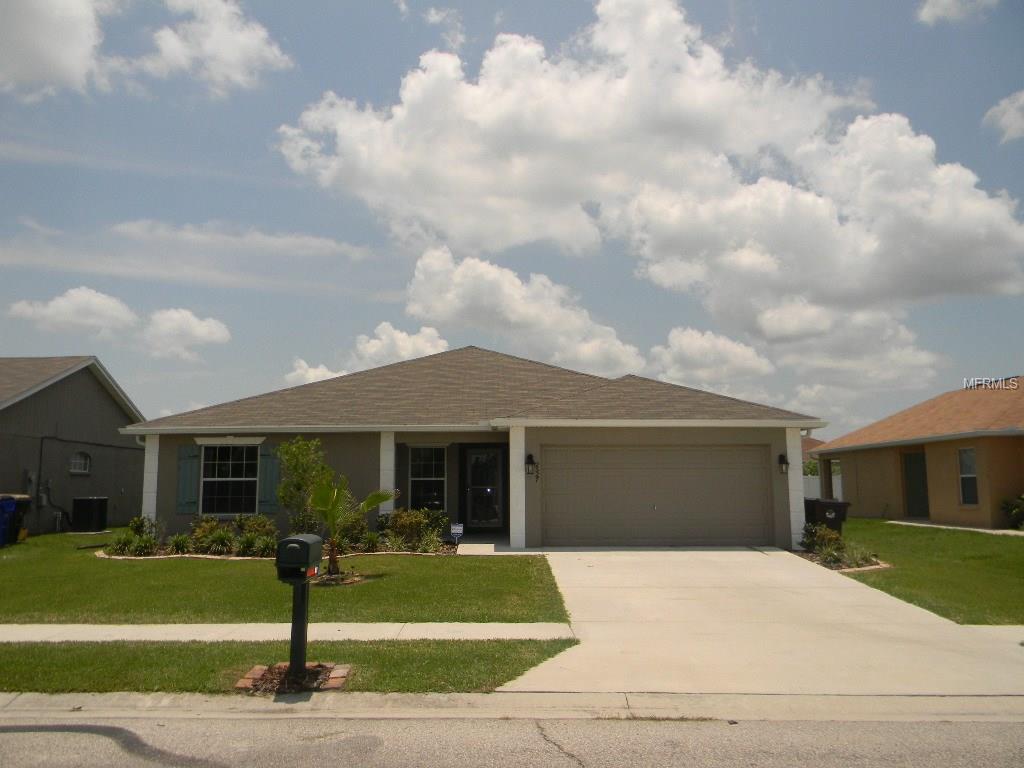 2527 Bobby Lee Ln, Saint Cloud, FL 34772 photo 1