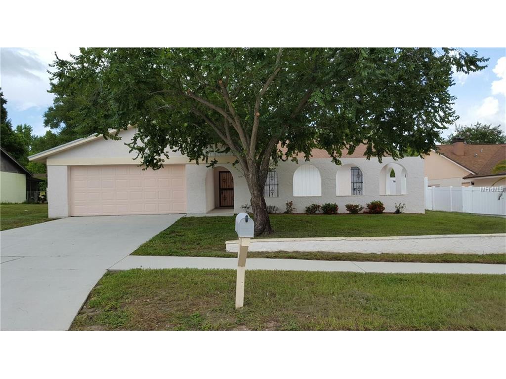 609 Stone Dr, Brandon, FL 33510 photo 1