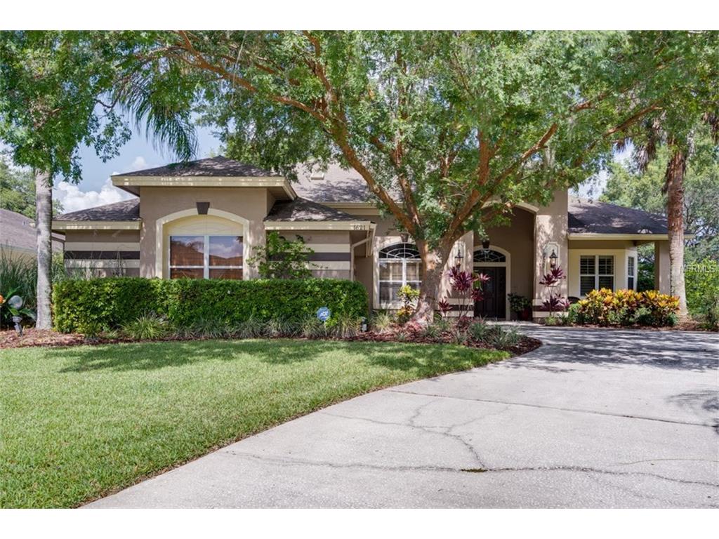 1621 Edgewater Dr, Mount Dora, FL 32757 photo 1